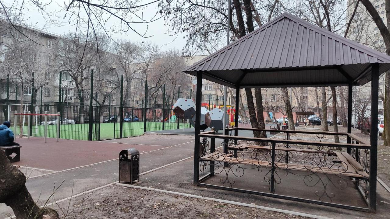 Золотой Квадрат 60 Кв2 Apartment อัลมาตี ภายนอก รูปภาพ