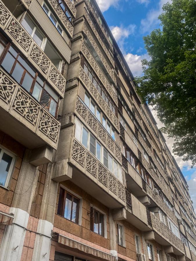 Золотой Квадрат 60 Кв2 Apartment อัลมาตี ภายนอก รูปภาพ